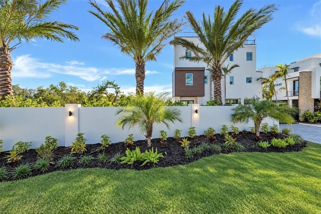 For Sale: $6,500,000 (4 beds, 3 baths, 3294 Square Feet)