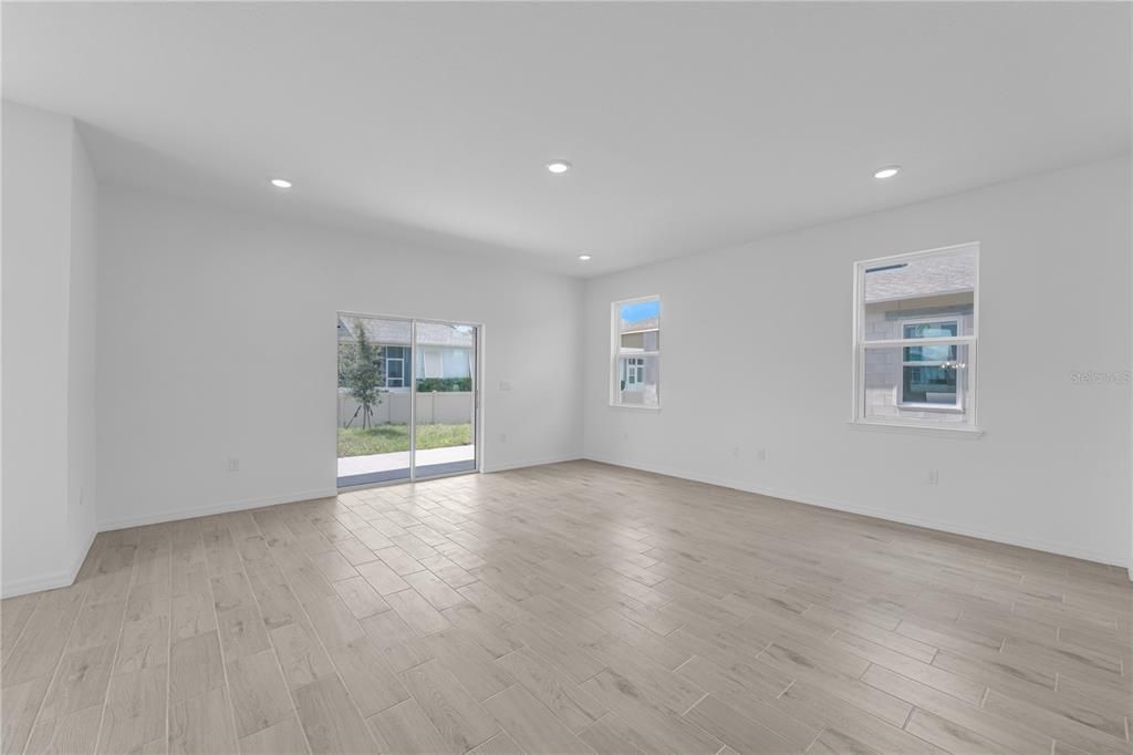 For Sale: $414,990 (4 beds, 2 baths, 2160 Square Feet)