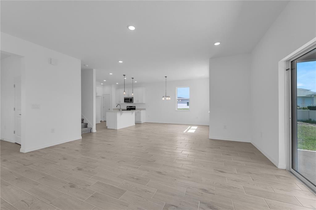 For Sale: $414,990 (4 beds, 2 baths, 2160 Square Feet)