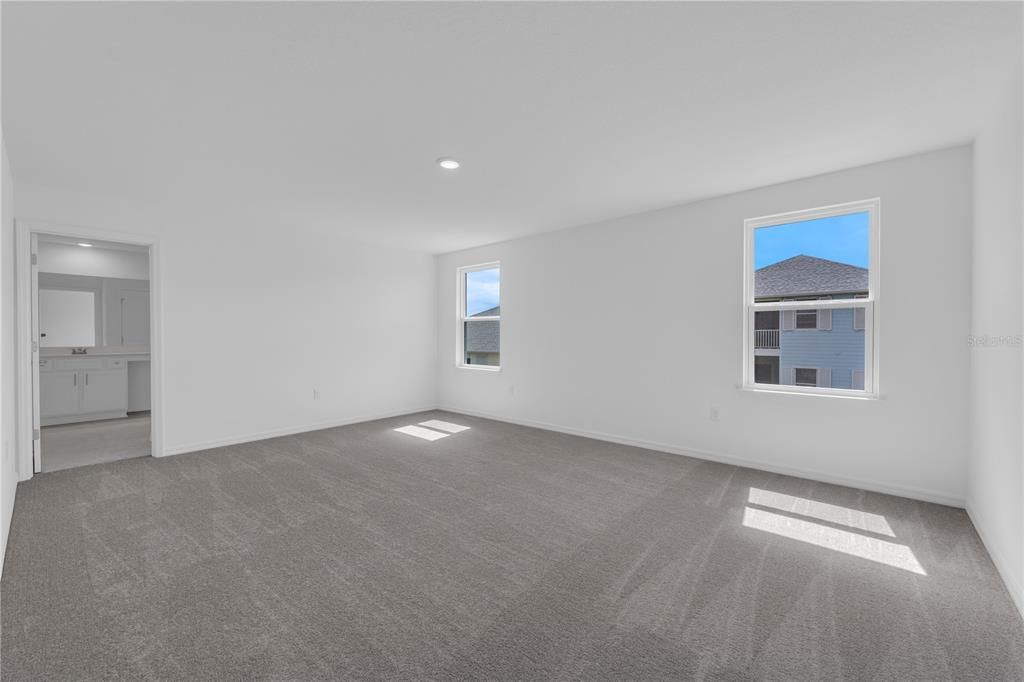 For Sale: $414,990 (4 beds, 2 baths, 2160 Square Feet)
