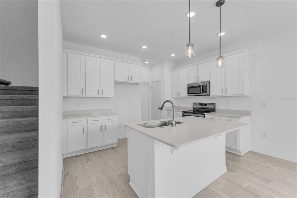 For Sale: $414,990 (4 beds, 2 baths, 2160 Square Feet)