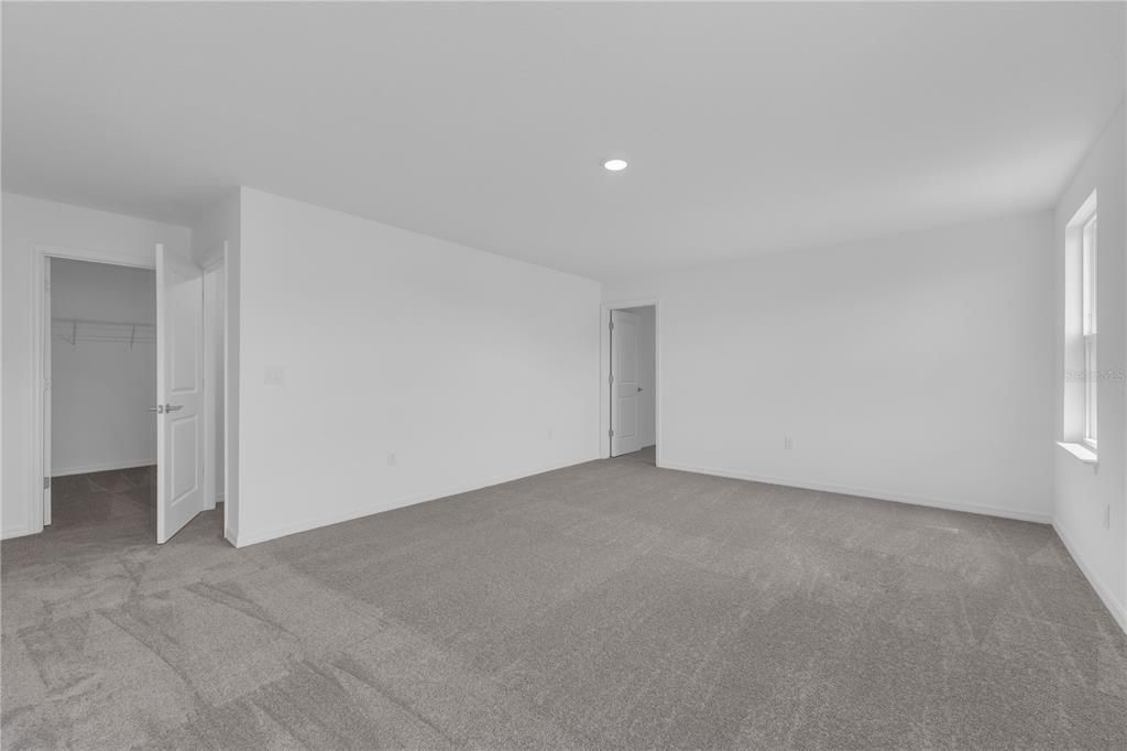 For Sale: $414,990 (4 beds, 2 baths, 2160 Square Feet)