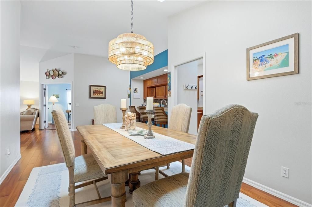 For Sale: $539,000 (2 beds, 2 baths, 1753 Square Feet)