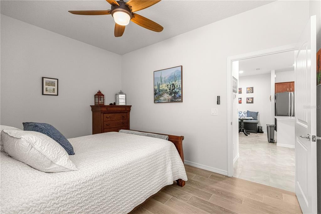 En Venta: $299,000 (2 camas, 2 baños, 1349 Pies cuadrados)