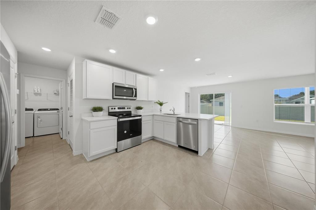 For Sale: $243,900 (3 beds, 2 baths, 1419 Square Feet)