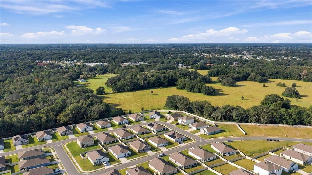 For Sale: $243,900 (3 beds, 2 baths, 1419 Square Feet)