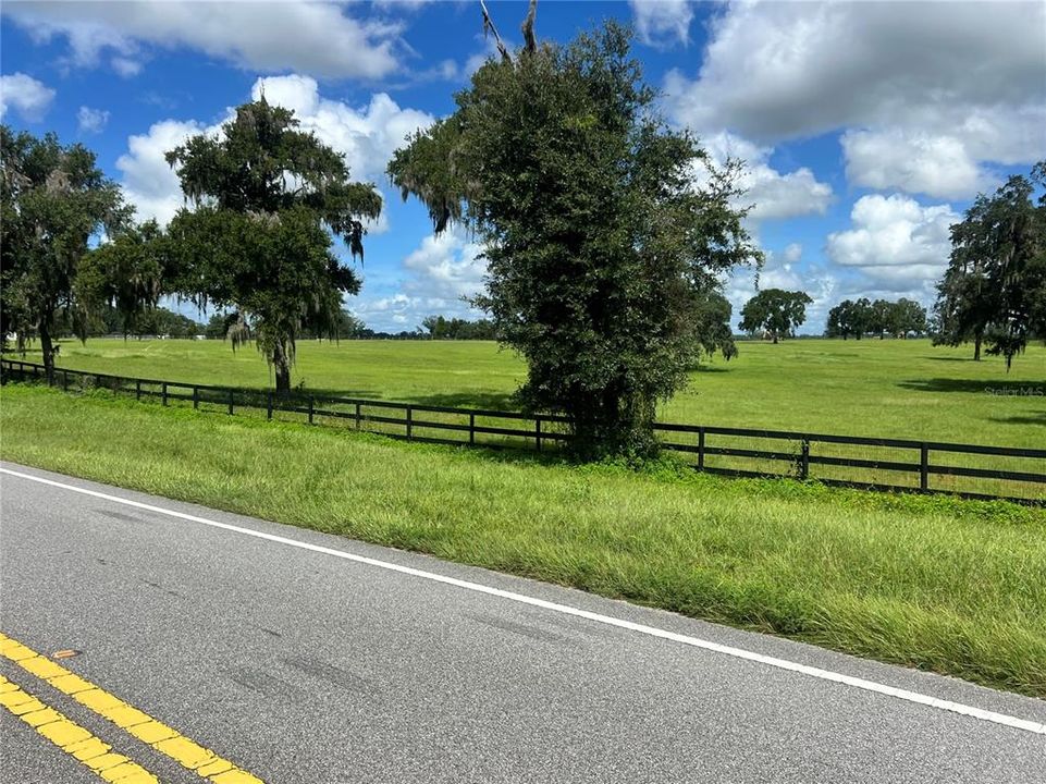 待售: $1,700,850 (20.01 acres)