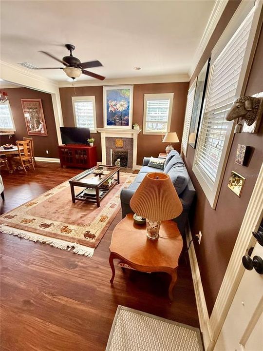 En Venta: $279,900 (2 camas, 2 baños, 1134 Pies cuadrados)
