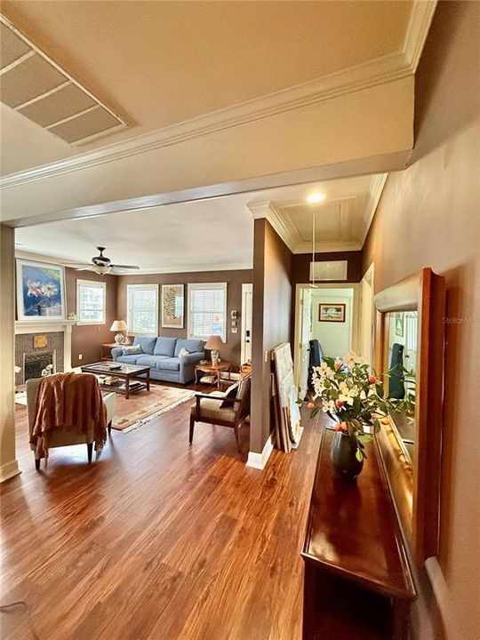 En Venta: $279,900 (2 camas, 2 baños, 1134 Pies cuadrados)
