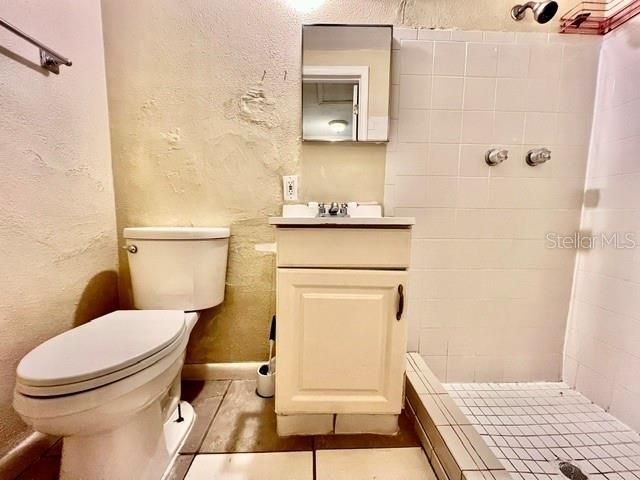 В аренду: $1,700 (2 спален, 2 ванн, 1088 Квадратных фут)