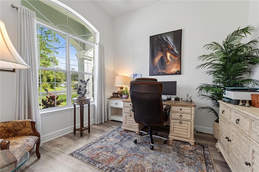 For Sale: $450,000 (3 beds, 2 baths, 2049 Square Feet)