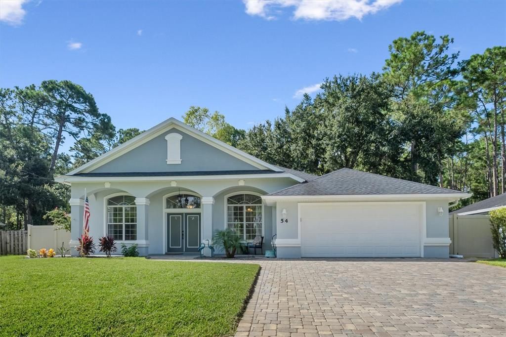 For Sale: $450,000 (3 beds, 2 baths, 2049 Square Feet)
