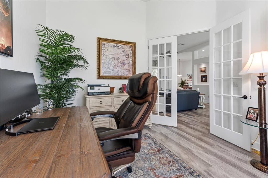 For Sale: $450,000 (3 beds, 2 baths, 2049 Square Feet)