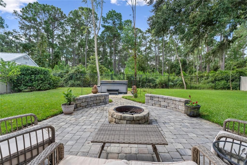For Sale: $450,000 (3 beds, 2 baths, 2049 Square Feet)