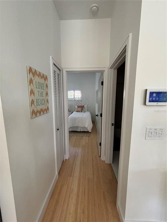 For Sale: $815,000 (2 beds, 2 baths, 1308 Square Feet)