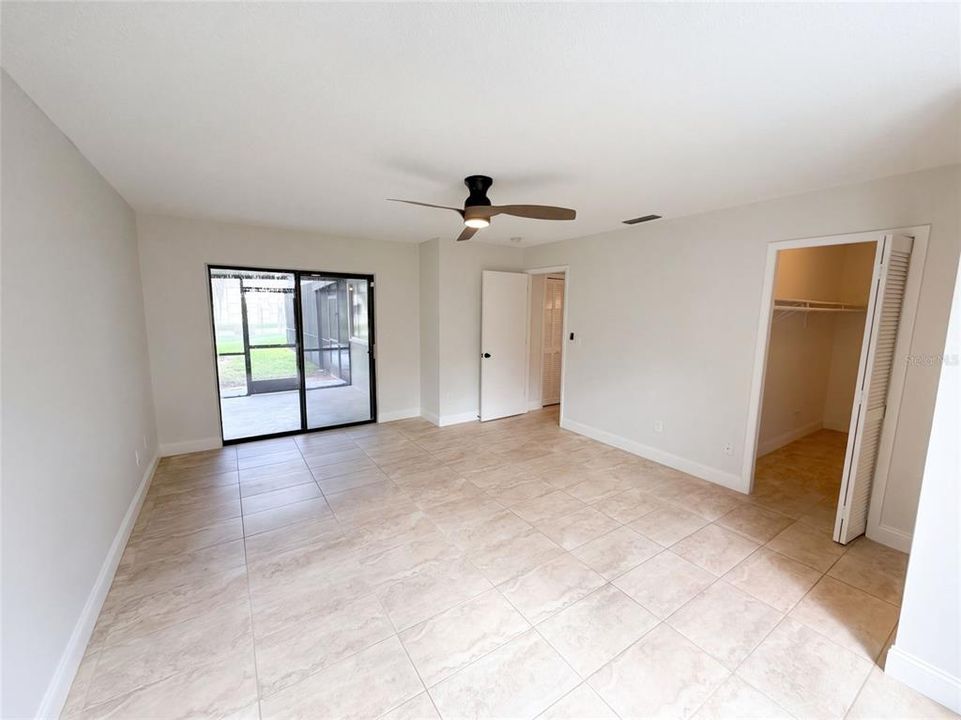 Activo con contrato: $420,000 (4 camas, 3 baños, 1886 Pies cuadrados)