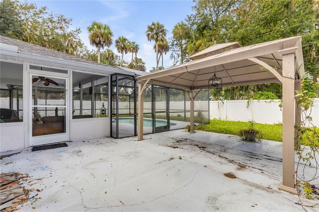 En Venta: $360,000 (3 camas, 2 baños, 1725 Pies cuadrados)
