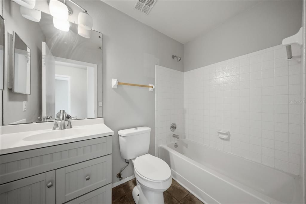 For Sale: $160,000 (3 beds, 2 baths, 1116 Square Feet)