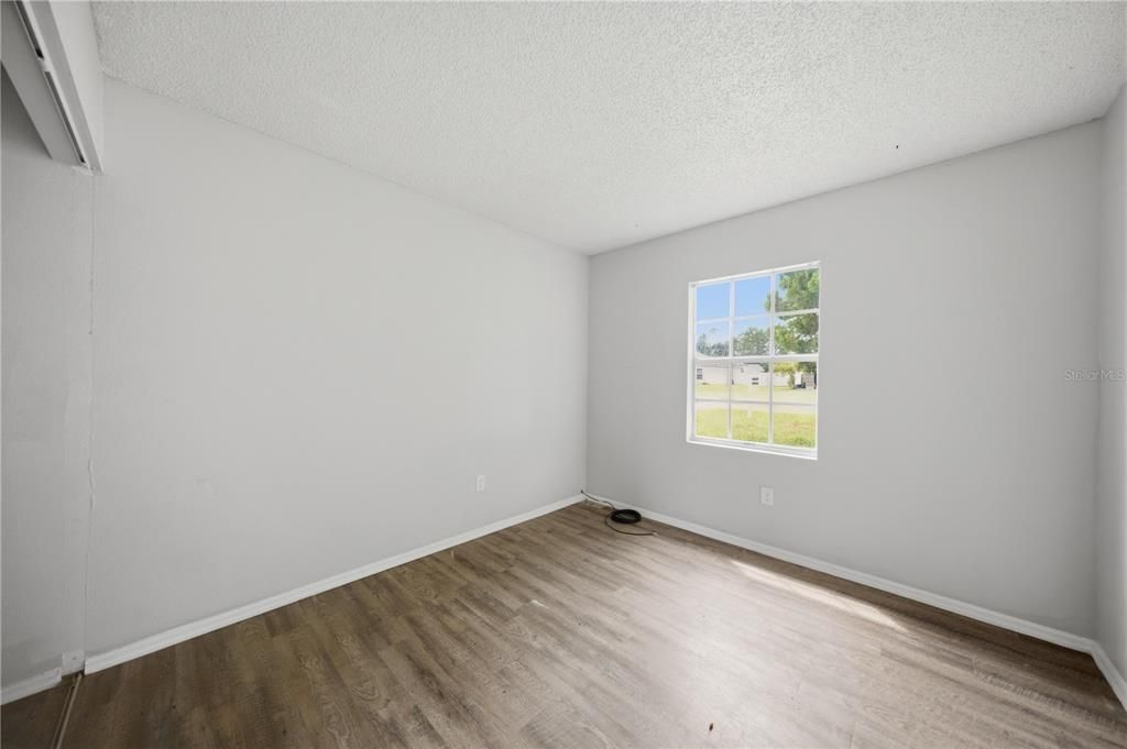 For Sale: $160,000 (3 beds, 2 baths, 1116 Square Feet)