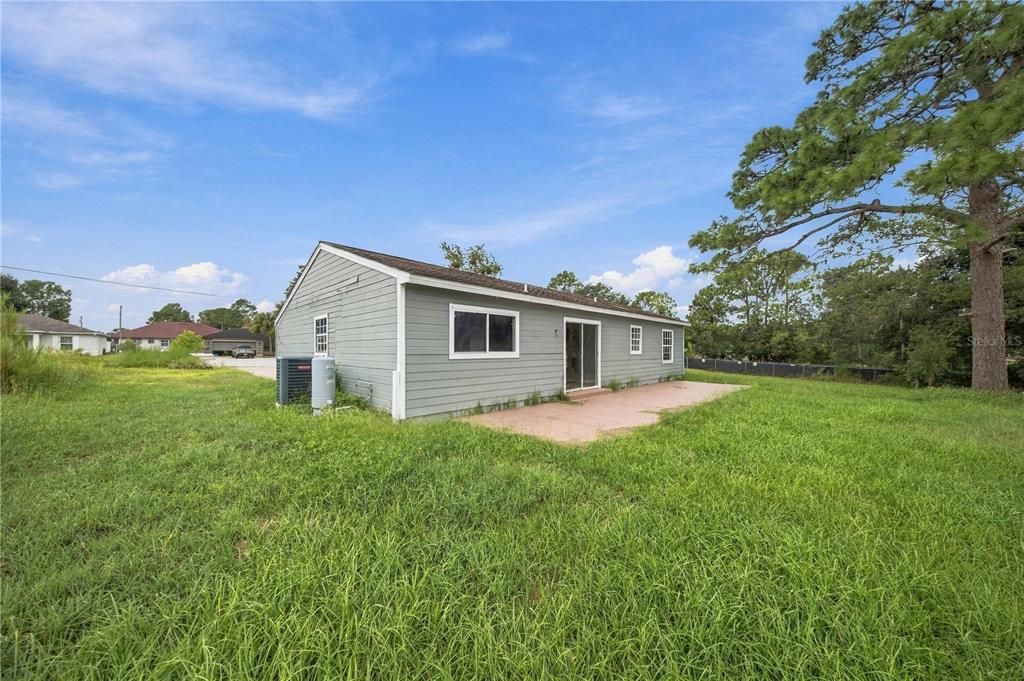 For Sale: $160,000 (3 beds, 2 baths, 1116 Square Feet)