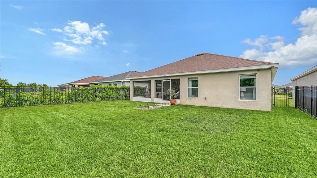 For Sale: $405,000 (3 beds, 2 baths, 2005 Square Feet)