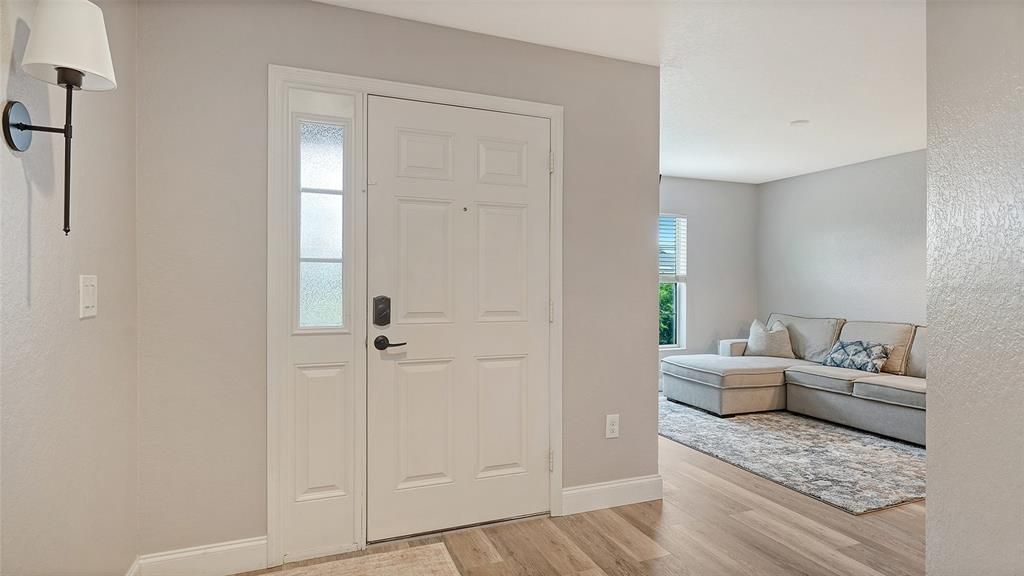 For Sale: $405,000 (3 beds, 2 baths, 2005 Square Feet)
