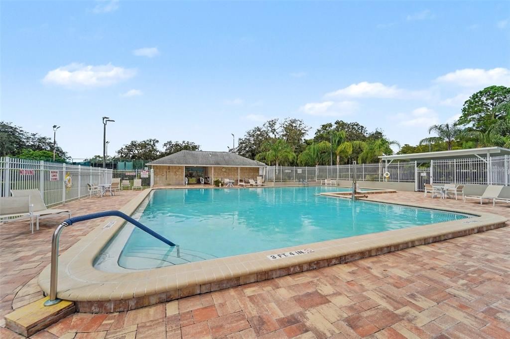 En Venta: $329,900 (3 camas, 2 baños, 1978 Pies cuadrados)