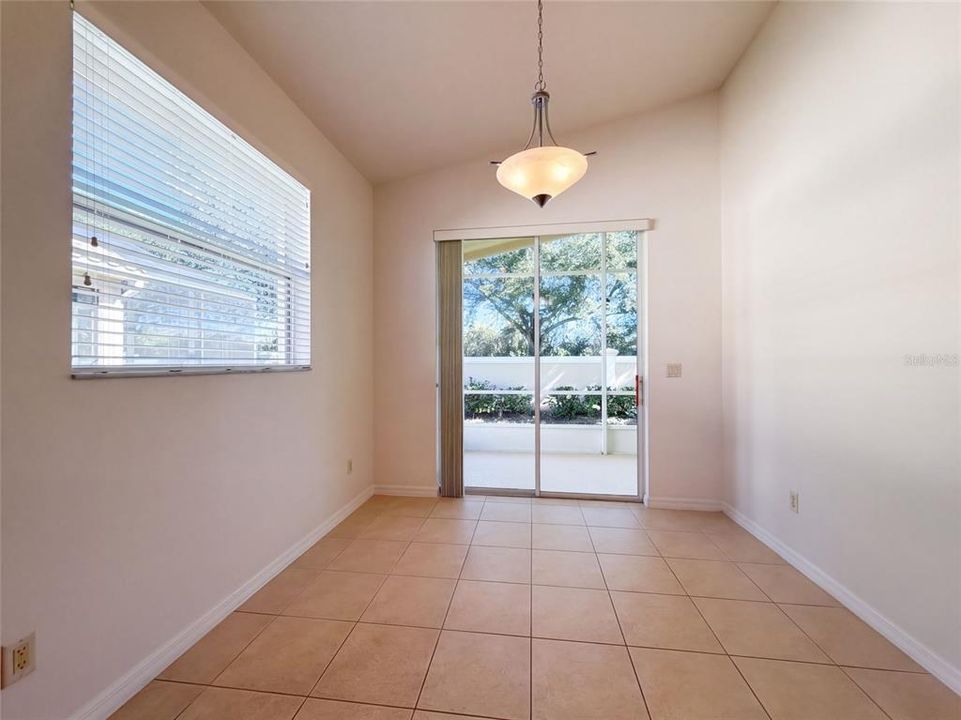 En Venta: $345,000 (2 camas, 2 baños, 1778 Pies cuadrados)
