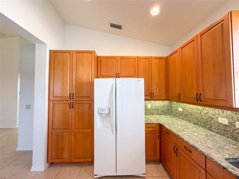 En Venta: $345,000 (2 camas, 2 baños, 1778 Pies cuadrados)