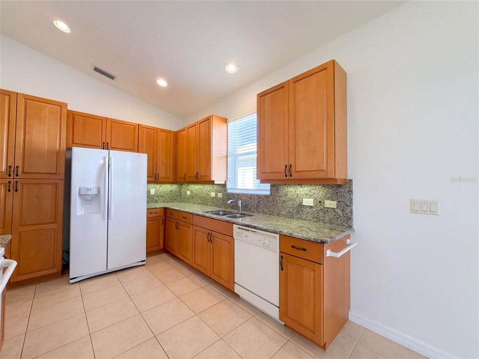 En Venta: $345,000 (2 camas, 2 baños, 1778 Pies cuadrados)