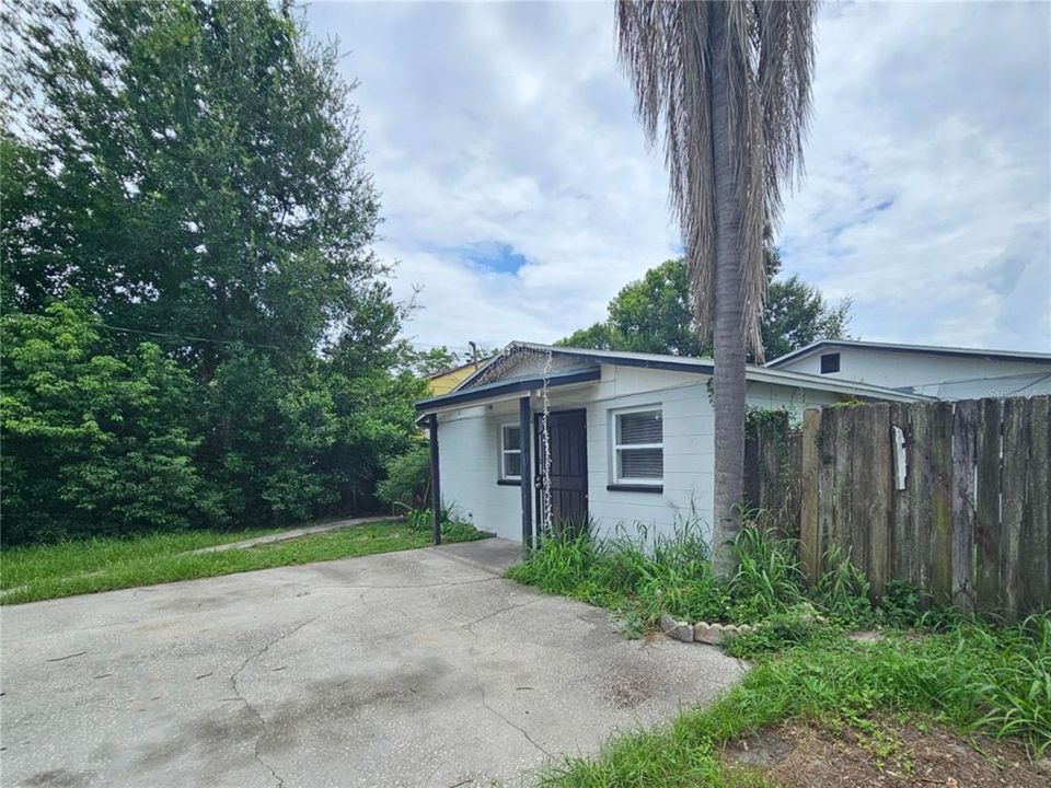 For Rent: $1,550 (3 beds, 1 baths, 1200 Square Feet)