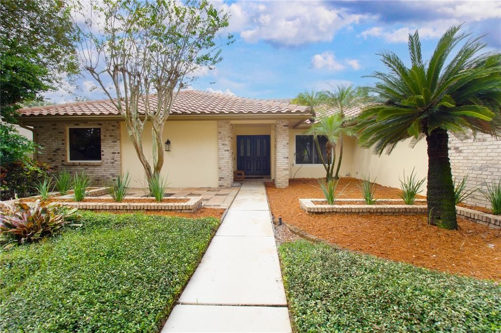 En Venta: $850,000 (3 camas, 2 baños, 2619 Pies cuadrados)