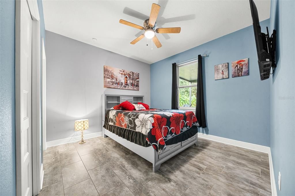 For Sale: $869,000 (4 beds, 3 baths, 2193 Square Feet)