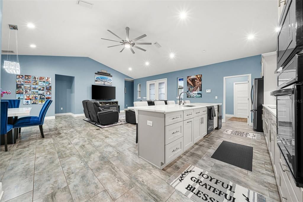 For Sale: $869,000 (4 beds, 3 baths, 2193 Square Feet)