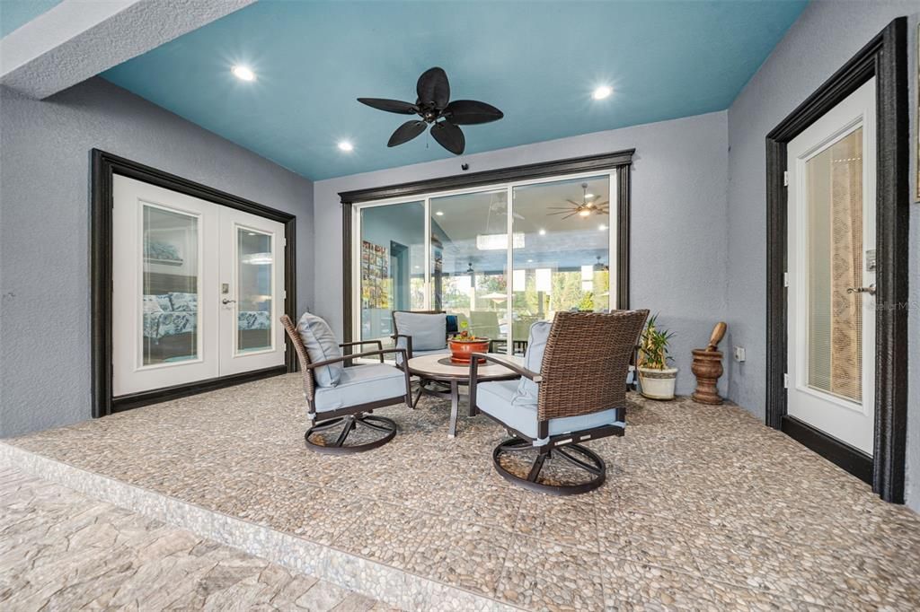For Sale: $869,000 (4 beds, 3 baths, 2193 Square Feet)