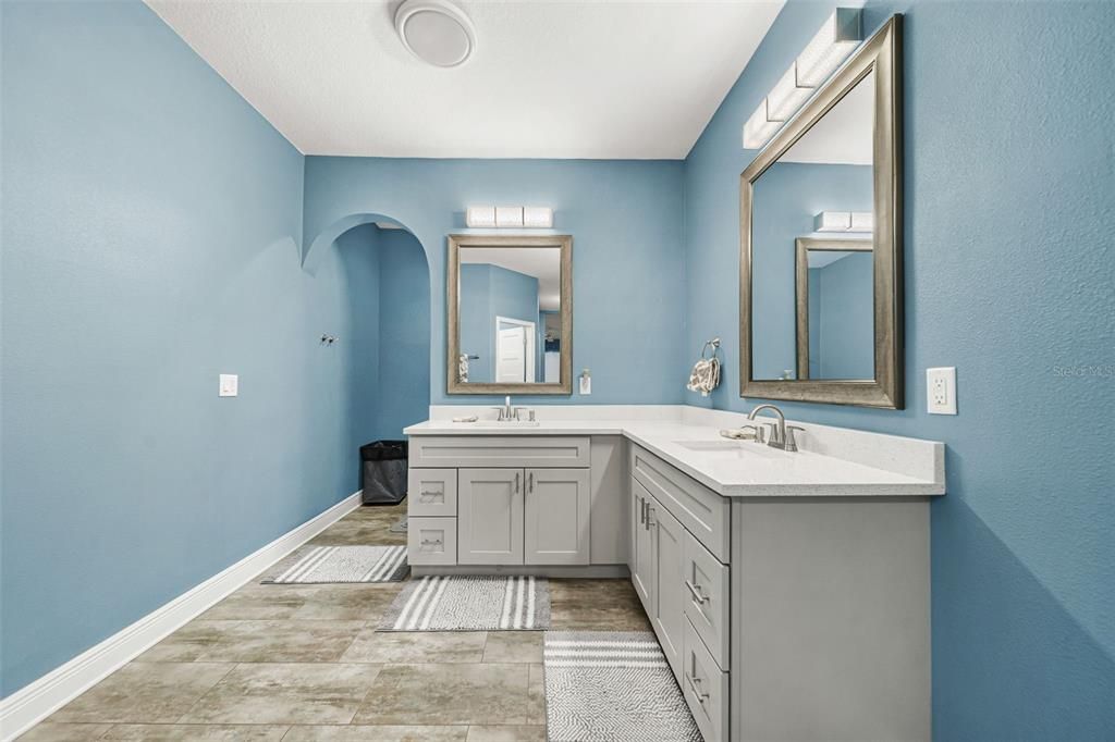 For Sale: $869,000 (4 beds, 3 baths, 2193 Square Feet)