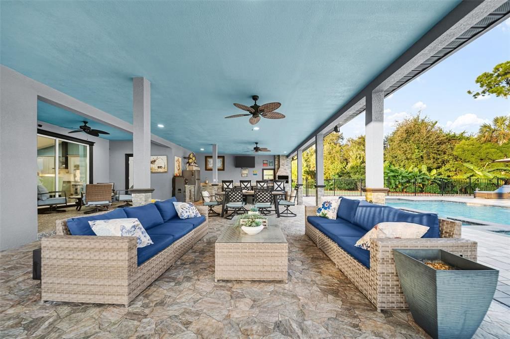 For Sale: $869,000 (4 beds, 3 baths, 2193 Square Feet)