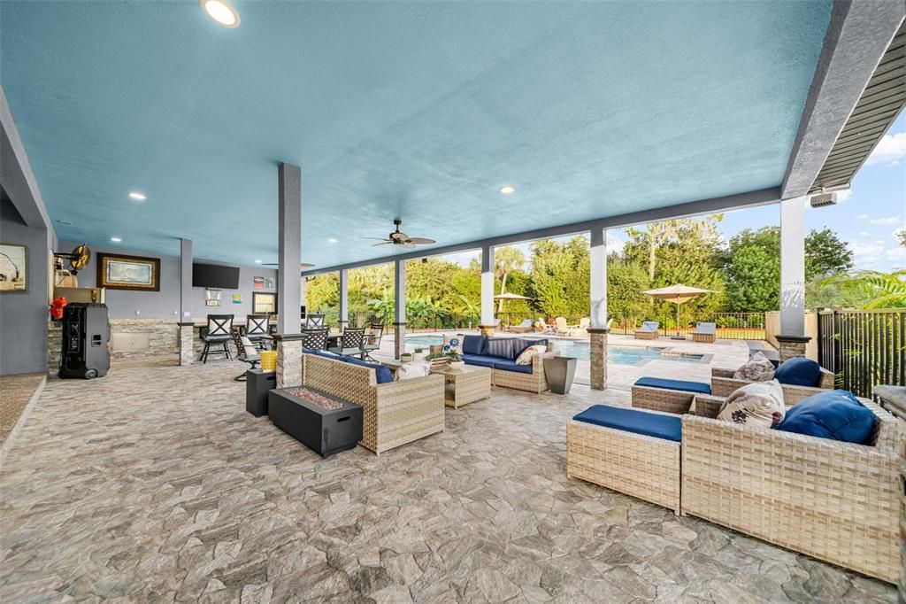 For Sale: $869,000 (4 beds, 3 baths, 2193 Square Feet)