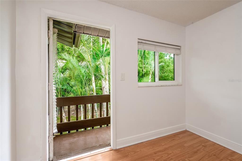 En Venta: $172,000 (2 camas, 1 baños, 816 Pies cuadrados)