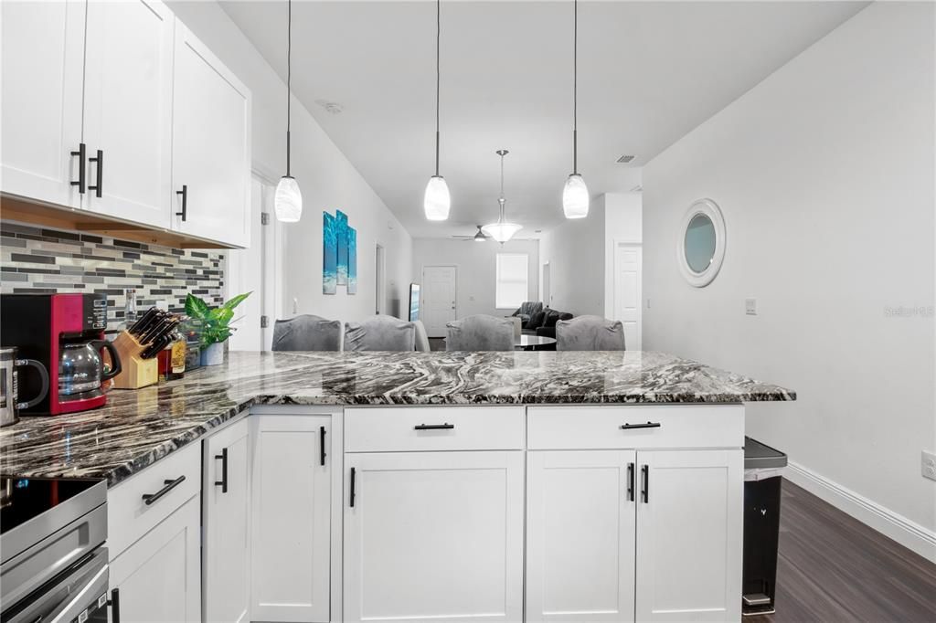 For Sale: $379,000 (4 beds, 2 baths, 1560 Square Feet)