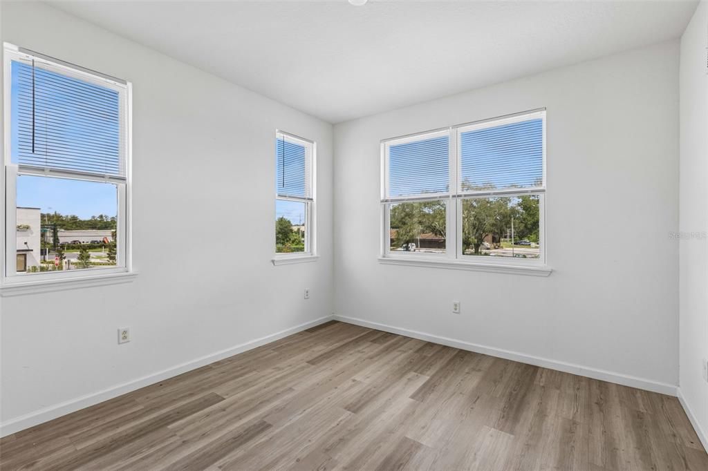 На продажу: $289,900 (3 спален, 2 ванн, 1144 Квадратных фут)