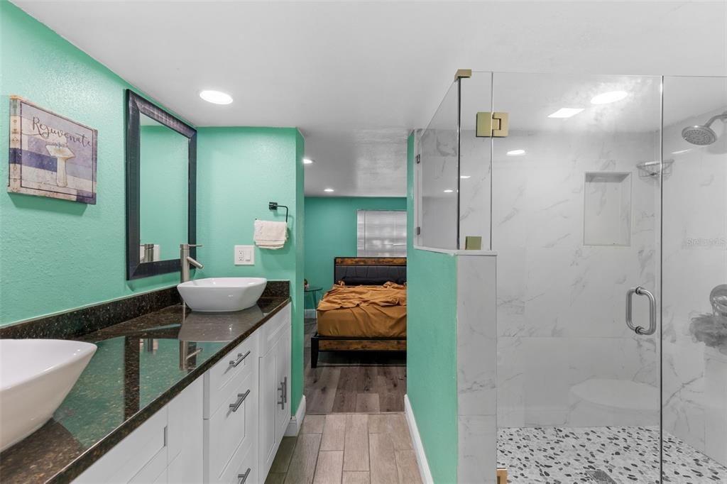 For Sale: $390,000 (3 beds, 2 baths, 1510 Square Feet)