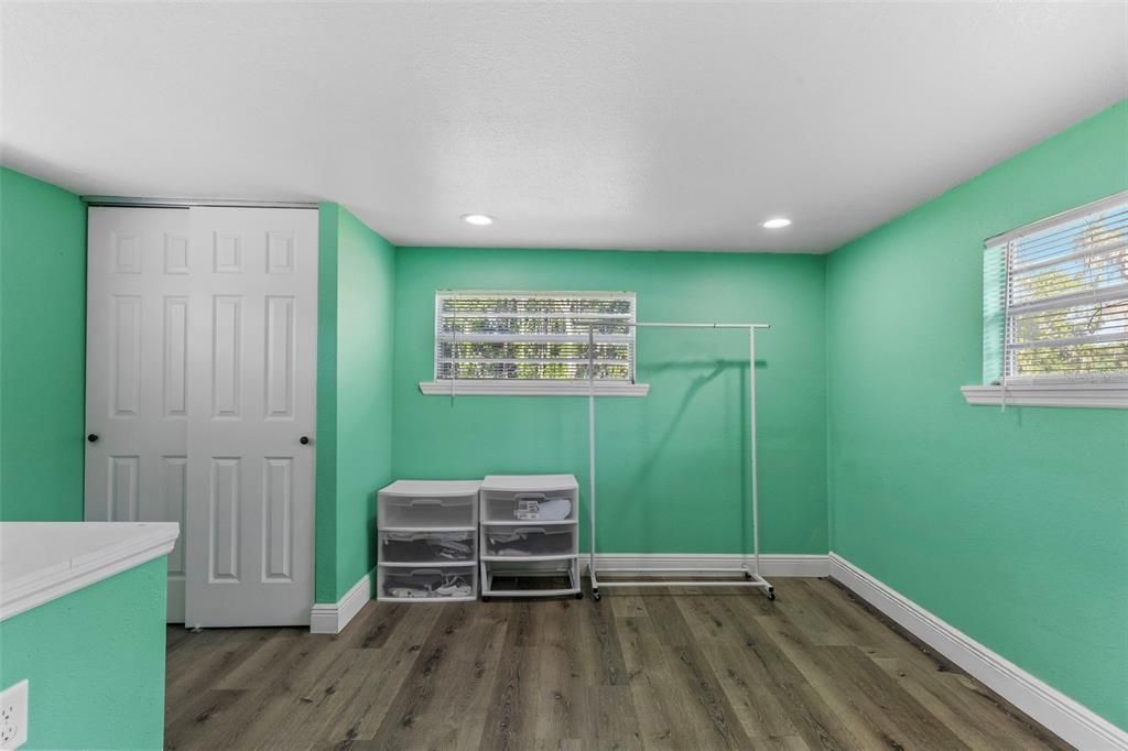 For Sale: $390,000 (3 beds, 2 baths, 1510 Square Feet)