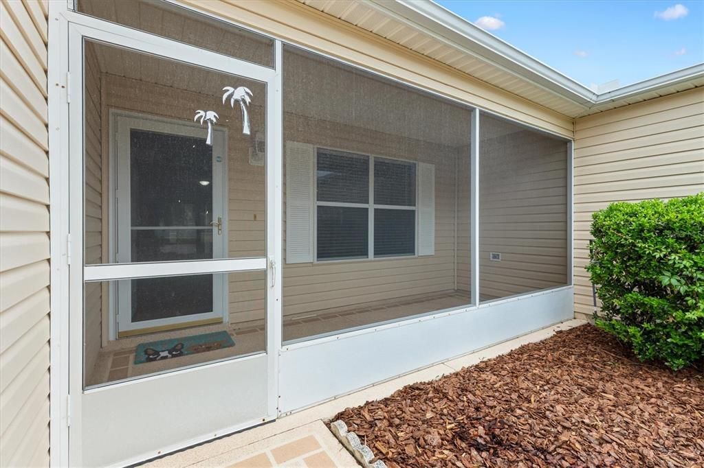 For Sale: $345,000 (3 beds, 2 baths, 1392 Square Feet)