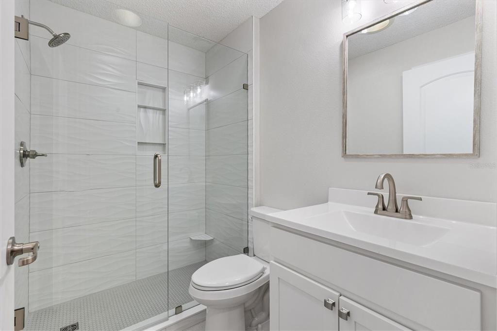 For Sale: $345,000 (3 beds, 2 baths, 1392 Square Feet)