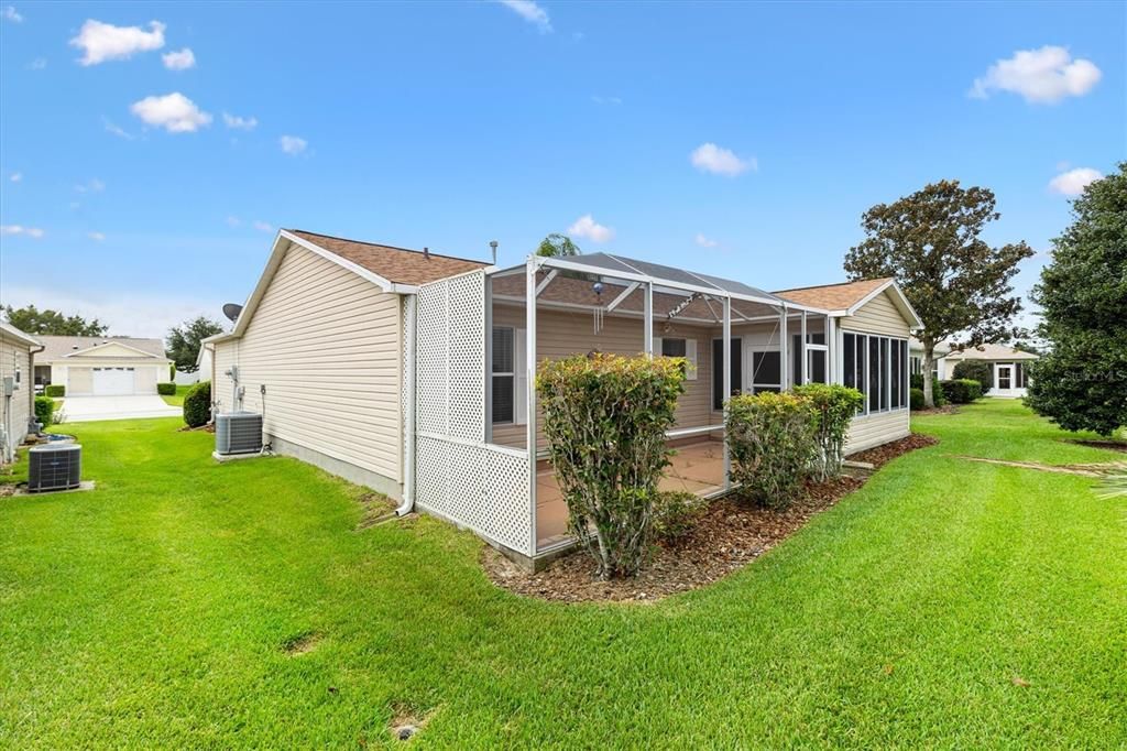 For Sale: $345,000 (3 beds, 2 baths, 1392 Square Feet)
