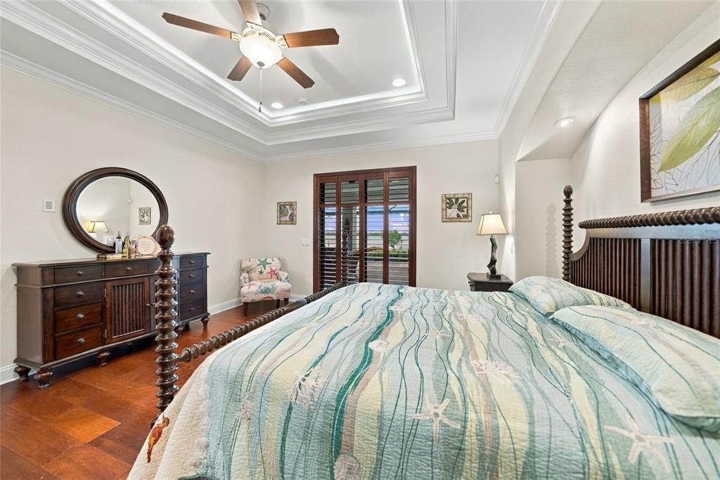 На продажу: $995,000 (3 спален, 2 ванн, 2307 Квадратных фут)