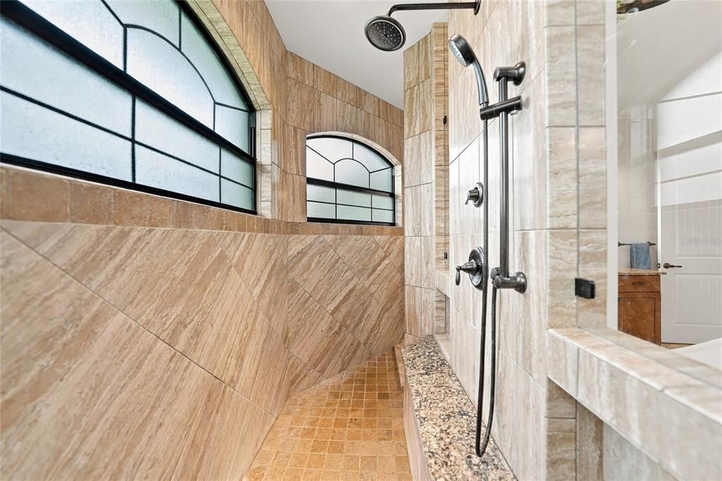 На продажу: $995,000 (3 спален, 2 ванн, 2307 Квадратных фут)