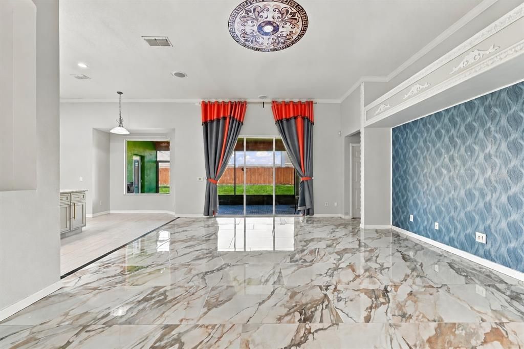 For Sale: $595,000 (4 beds, 3 baths, 2529 Square Feet)
