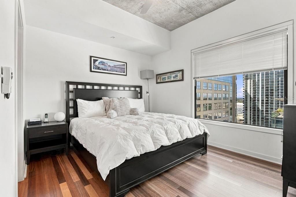 En Venta: $419,000 (2 camas, 2 baños, 1212 Pies cuadrados)